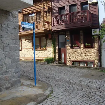 בית הארחה Deep Blue